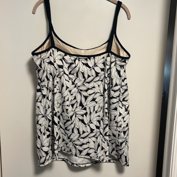 Floral Tankini Top - Picture 5 of 6